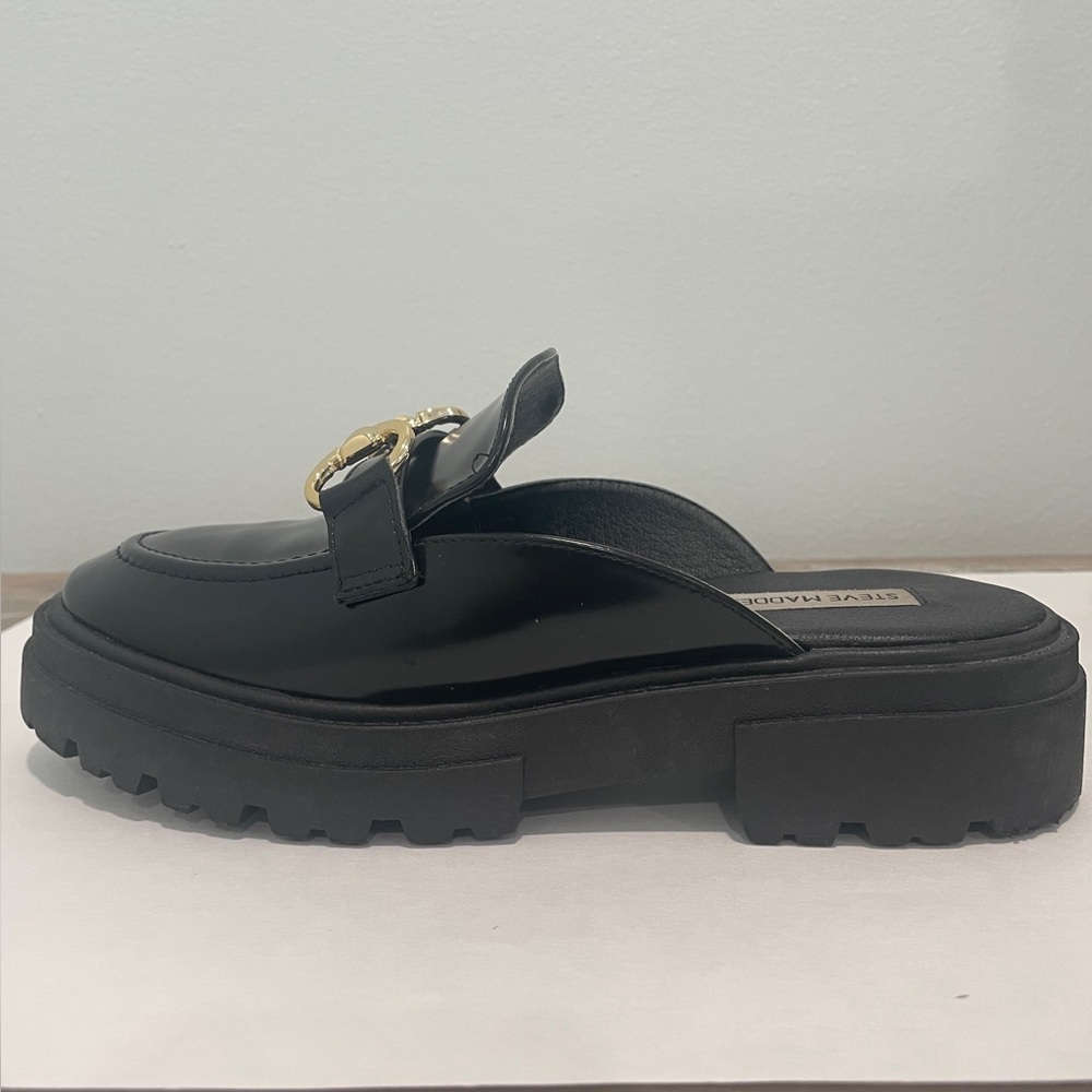 STEVE MADDEN Missk Black Patent Leather Chunky Lug Platform Mule Loafers (7) - Picture 5 of 15